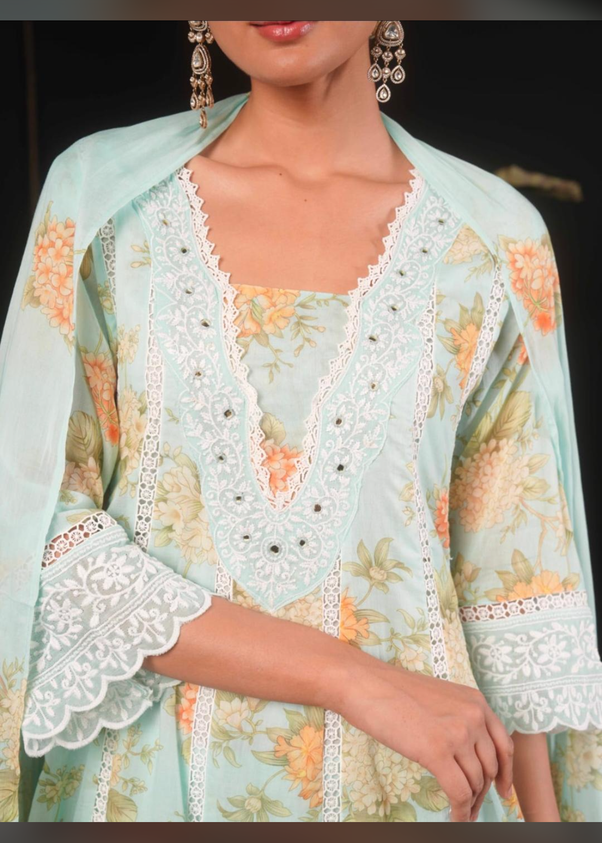 Sayesha Floral .36