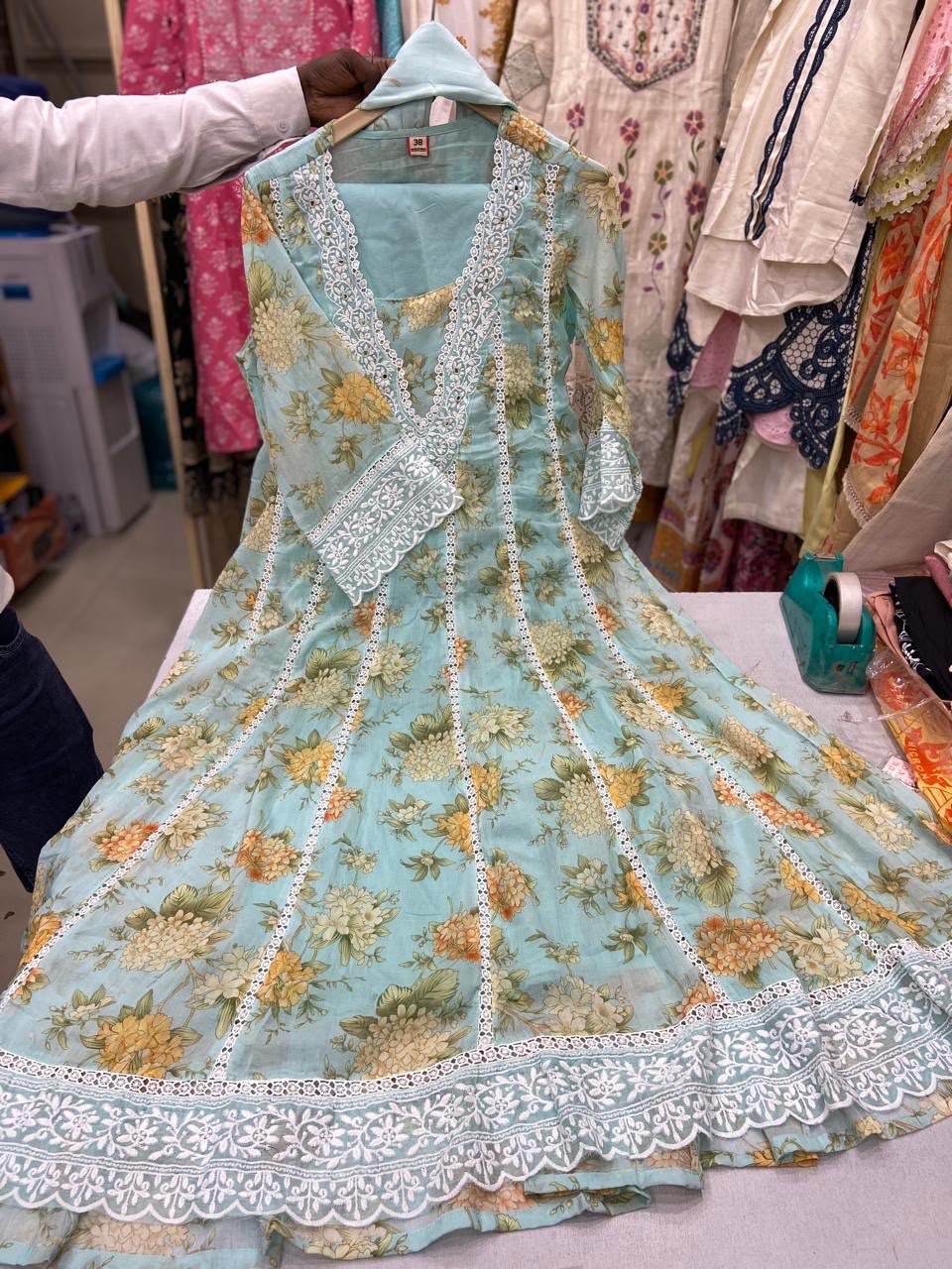 Sayesha Floral .36